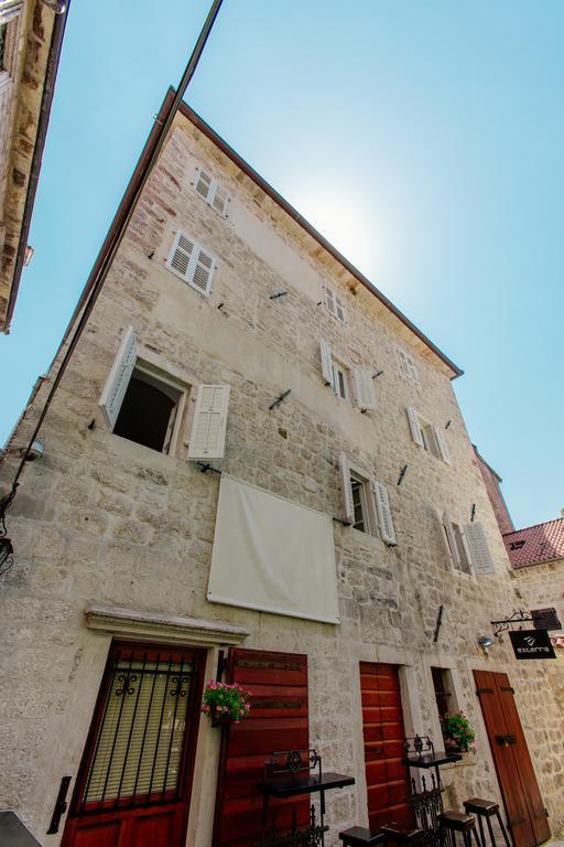 Old Town Museum Square Apartment Kotor Eksteriør bilde